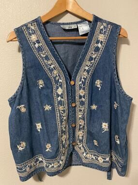 Vintage Casey & Max Vest Womens Large Blue Denim Floral Embroidered Button Up